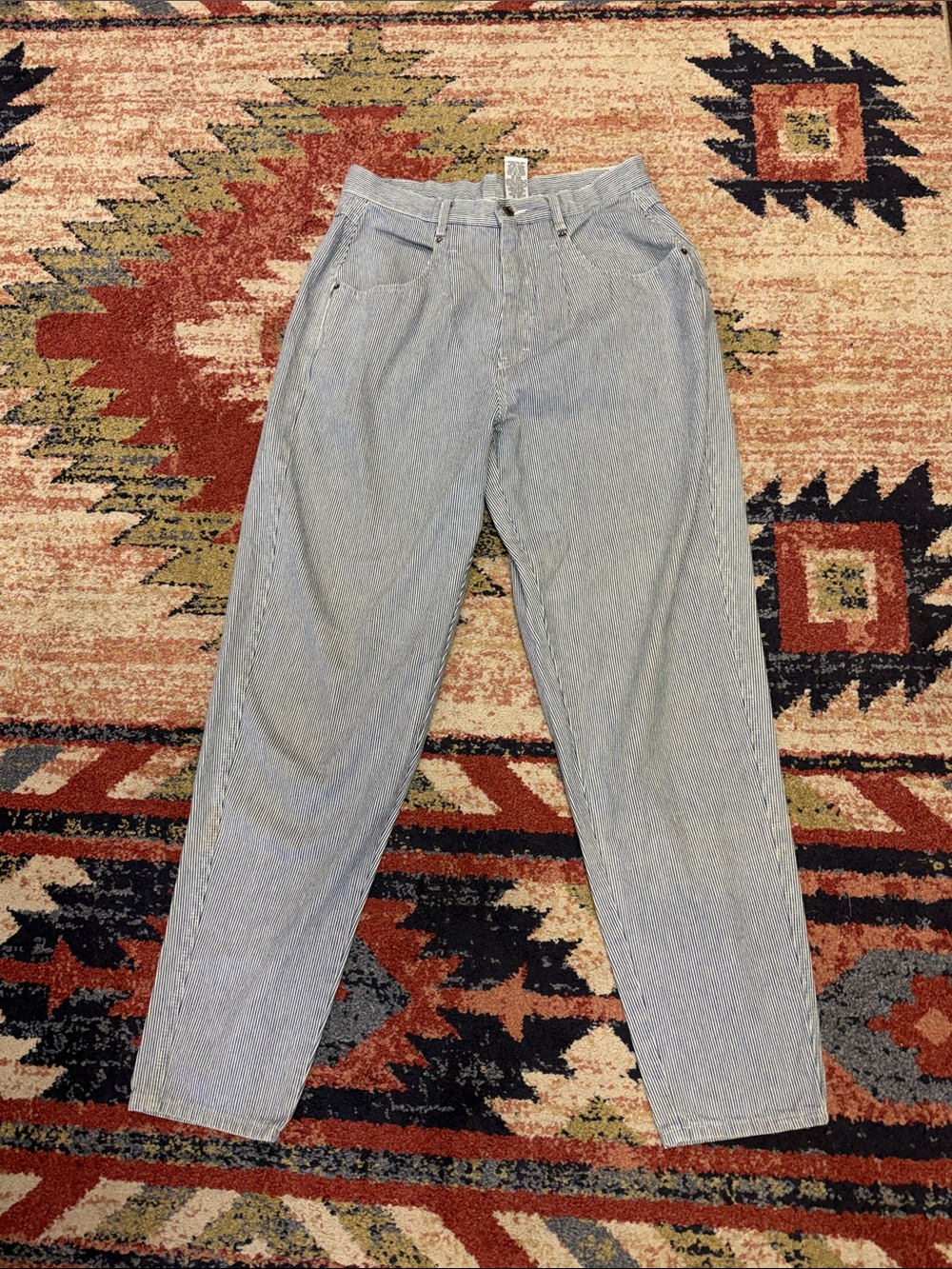 Classic High-Rise Light Blue Women's Jeans — Relaxed Tapered Silhouette